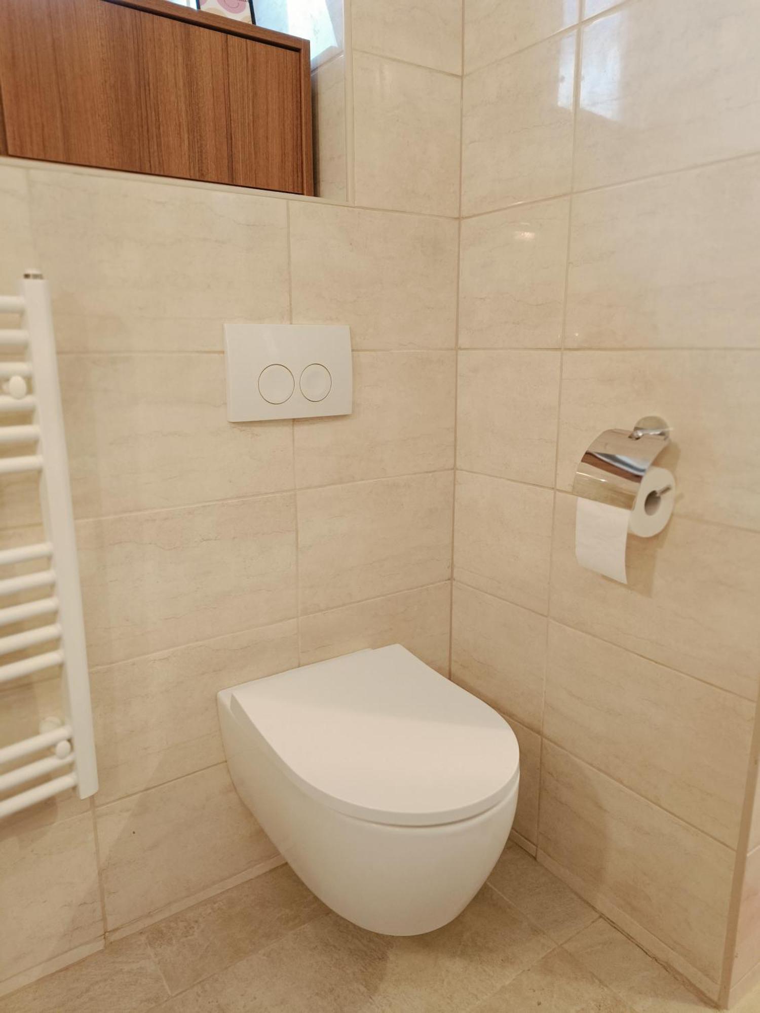 Flat In Historic Villa With Your Own Private Garden, Near City Park Budapest Ngoại thất bức ảnh