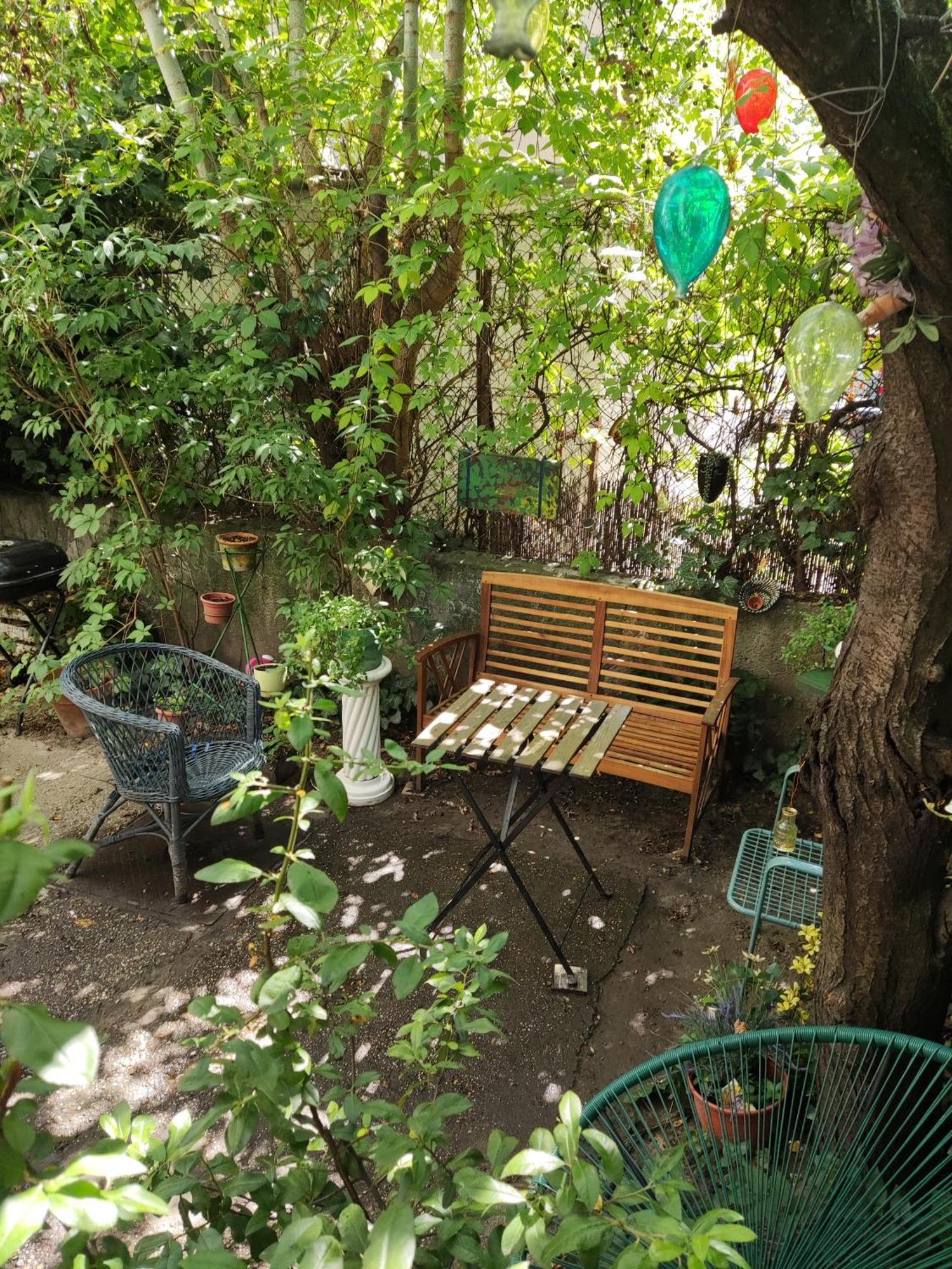 Flat In Historic Villa With Your Own Private Garden, Near City Park Budapest Ngoại thất bức ảnh